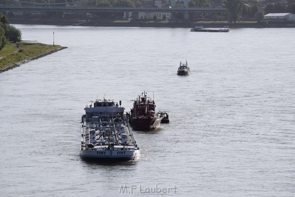 Schiff 1 Koeln in Hoehe der Koelner Zoobruecke P077.JPG - Miklos Laubert